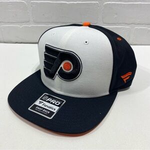 NEW - Fanatics NHL Flyers Authentic Pro Spec Snap Back Hat - ONE SIZE